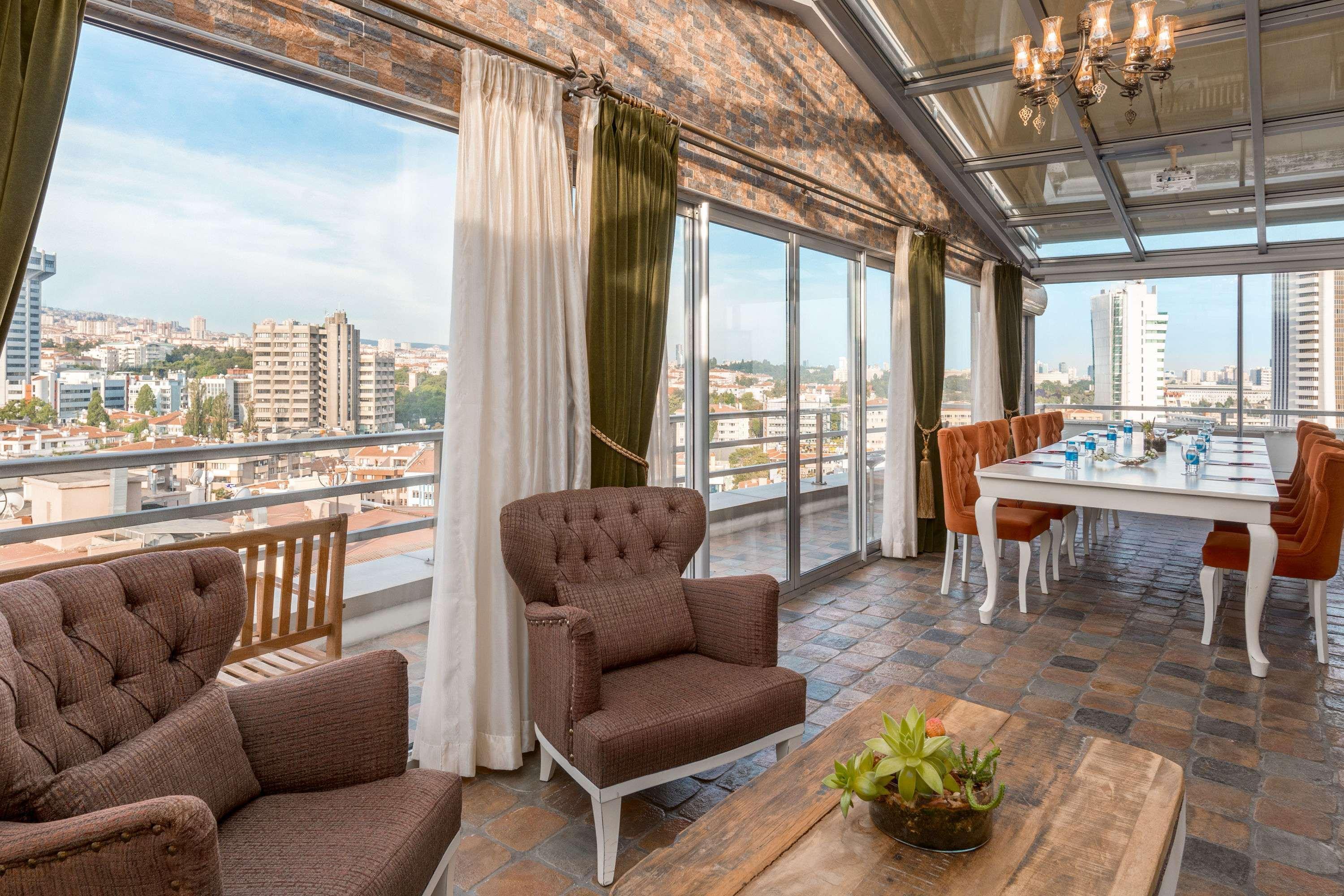 Ramada By Wyndham Ankara Hotel Bagian luar foto