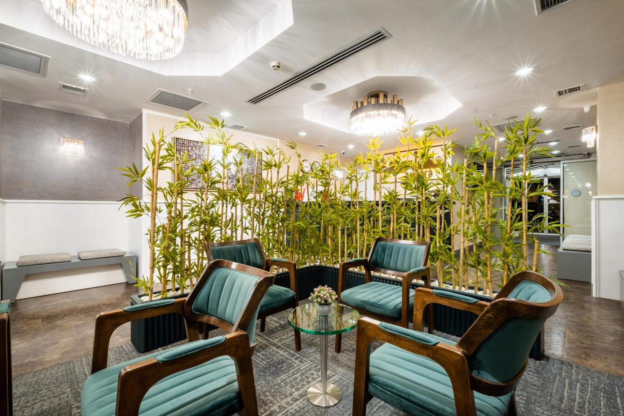 Ramada By Wyndham Ankara Hotel Bagian luar foto