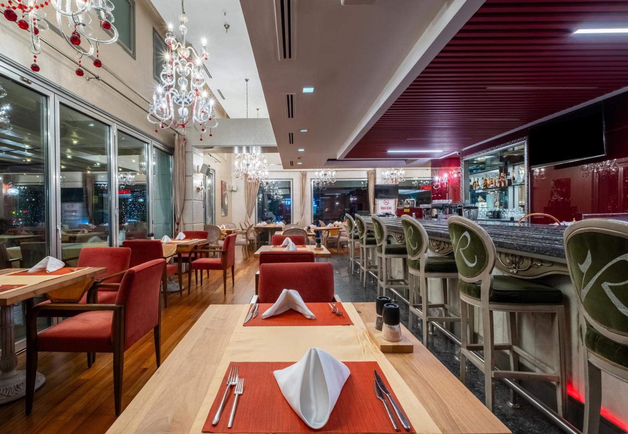 Ramada By Wyndham Ankara Hotel Bagian luar foto